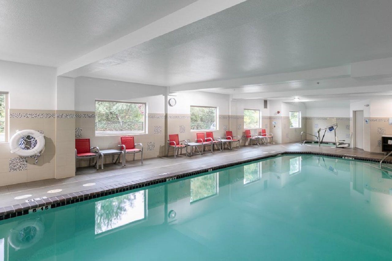 Holiday Inn Express & Suites Hood River By Ihg Eksteriør billede